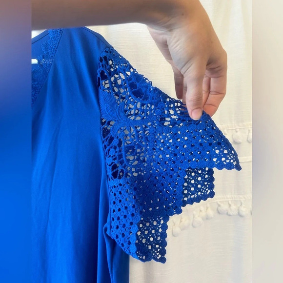 Royal blue lace sleeve soft blouse size 2XL - Picture 4 of 9